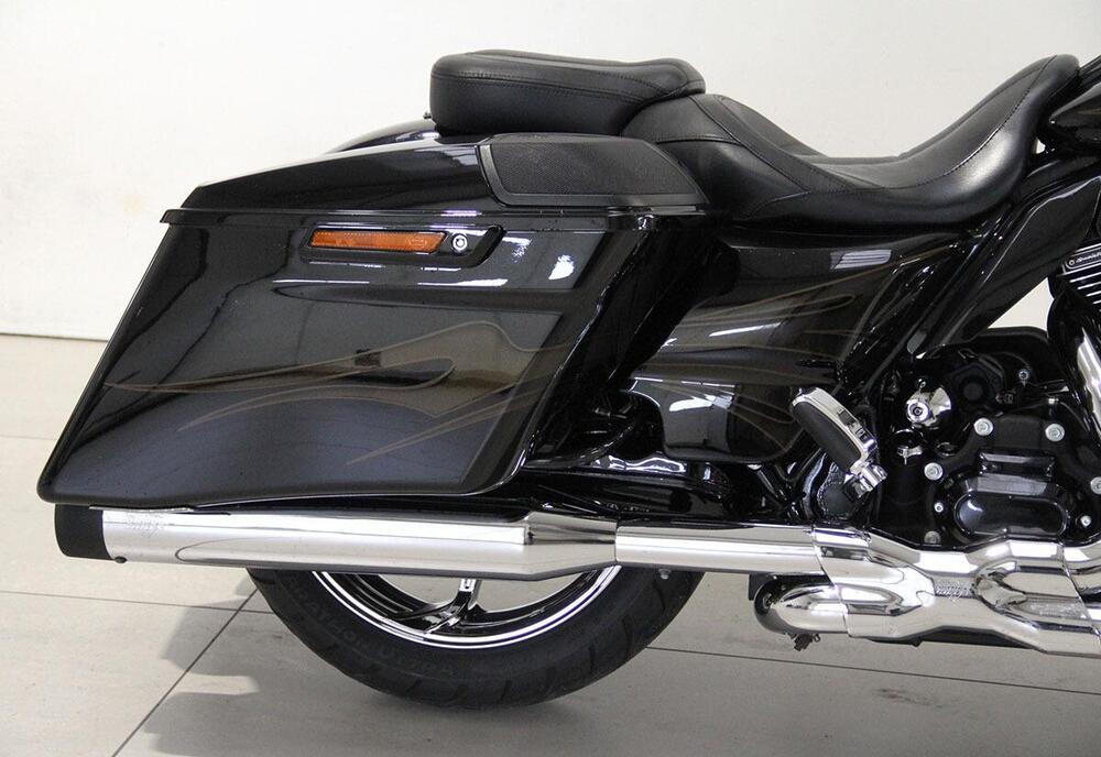 Harley-Davidson 1800 Street Glide (2014 - 15) - FLHXSE (3)