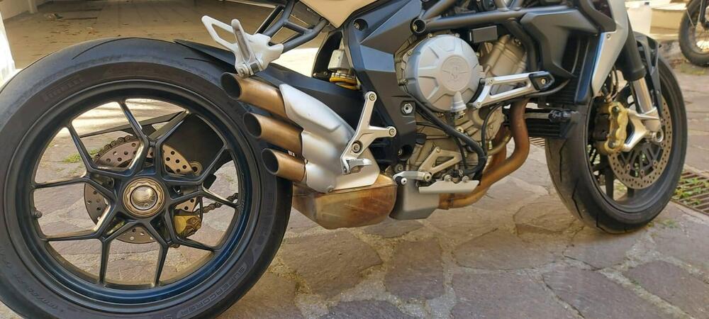 MV Agusta Brutale 675 (2011 - 15) (4)