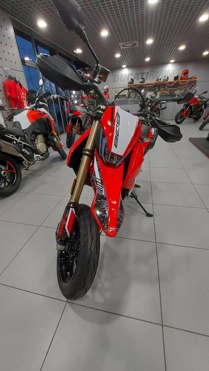 Ducati Hypermotard 698 Mono (2024 - 25) (2)