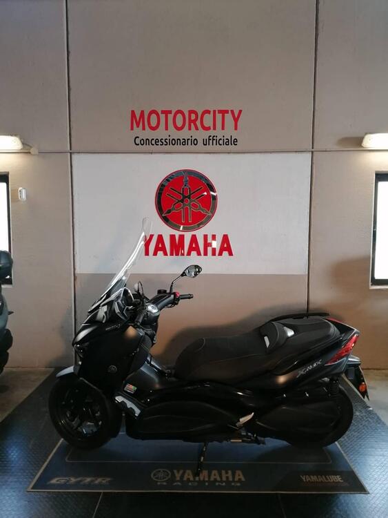 Yamaha X-Max 300 Iron Max (2019 - 20) (4)