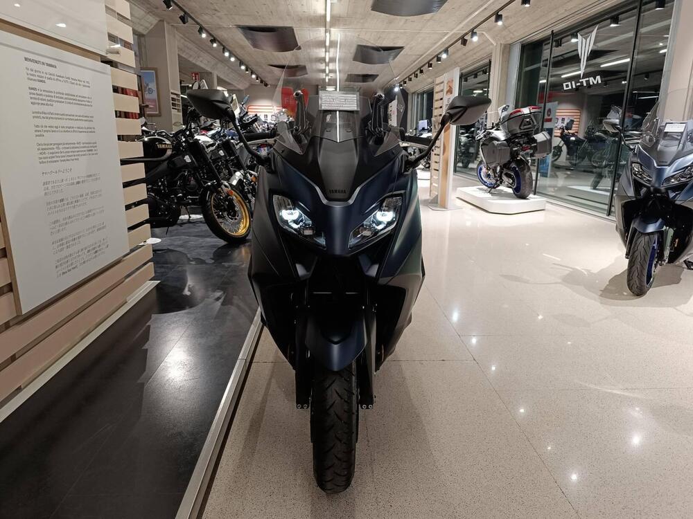 Yamaha T-Max 560 (2022 - 24) (2)