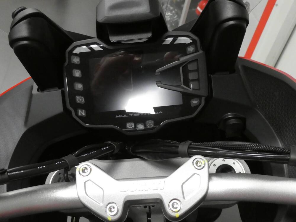 Ducati Multistrada V2 S (2022 - 24) (4)