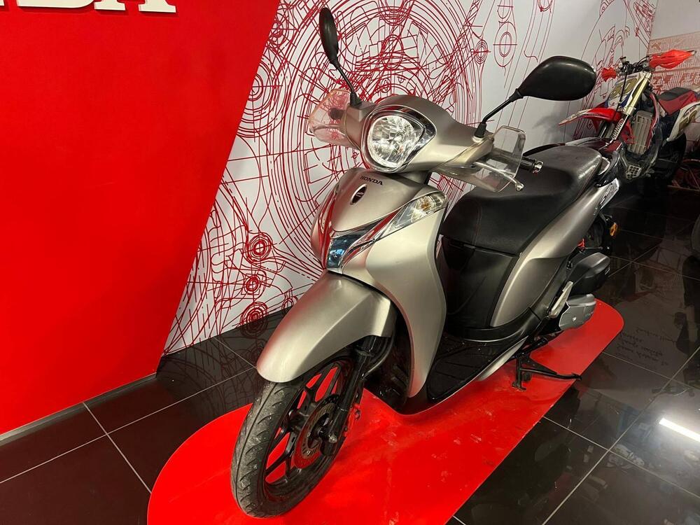 Honda SH 125 Mode (2017 - 20) (3)