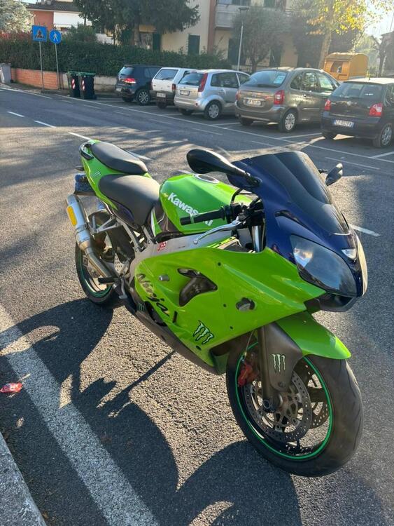 Kawasaki Ninja 900 ZX-9R (1998 - 01) (4)