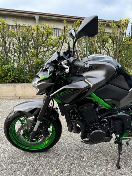 Kawasaki Z 900 Performance (2021 - 24) (4)