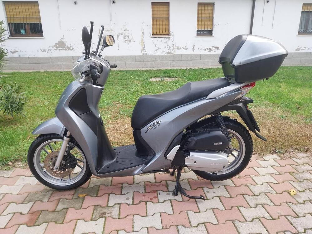 Honda SH 150 i ABS (2013 - 16) (2)