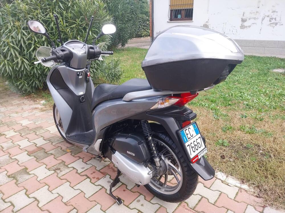 Honda SH 150 i ABS (2013 - 16) (3)