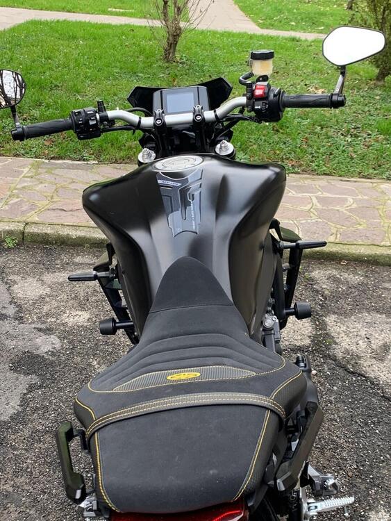 Yamaha MT-09 (2021 - 23) (4)