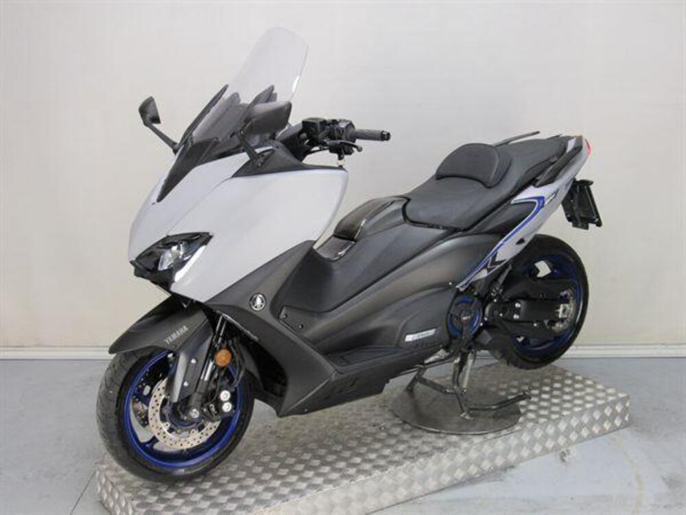 Yamaha T-Max 560 (2020 - 21) (3)