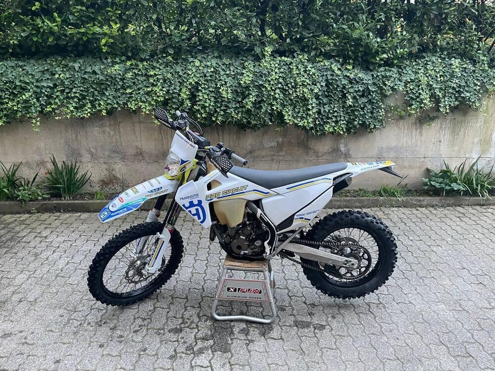 Husqvarna FE 250 (2022)