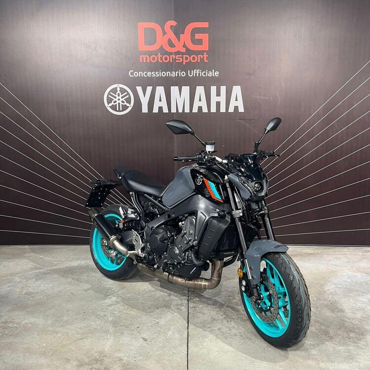 Yamaha MT-09 (2021 - 23) (2)