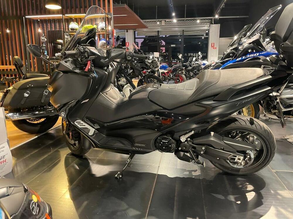 Yamaha T-Max 560 Tech Max (2021) (5)