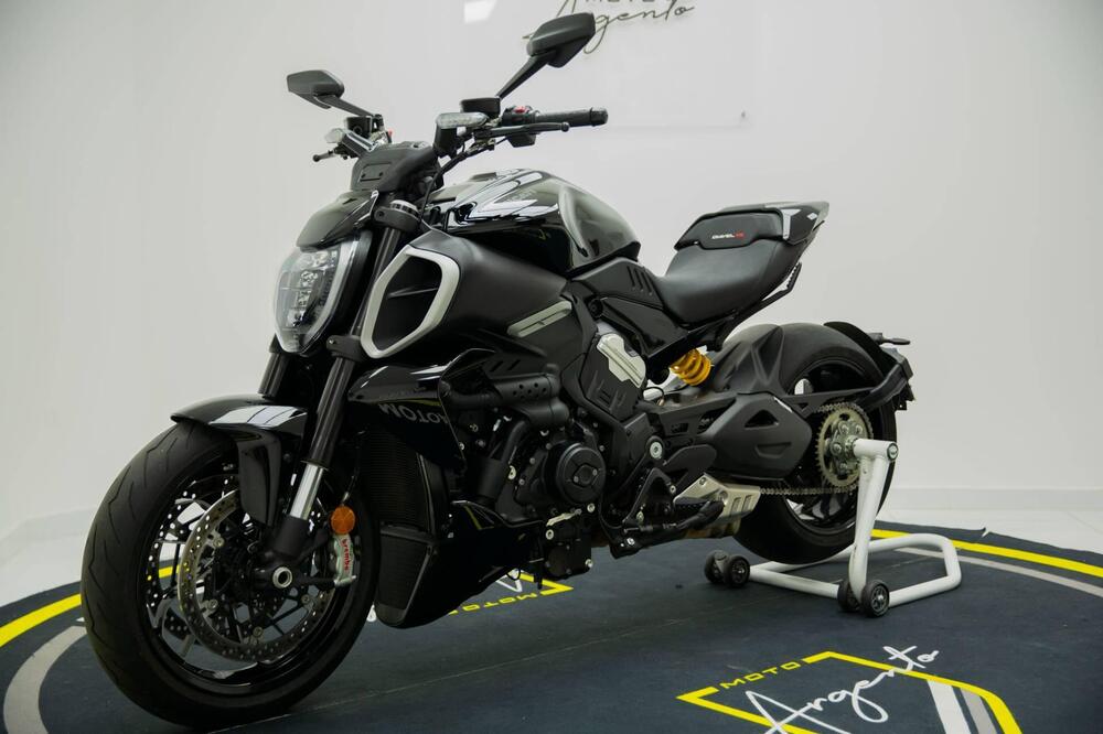 Ducati Diavel V4 (2023 - 24) (3)