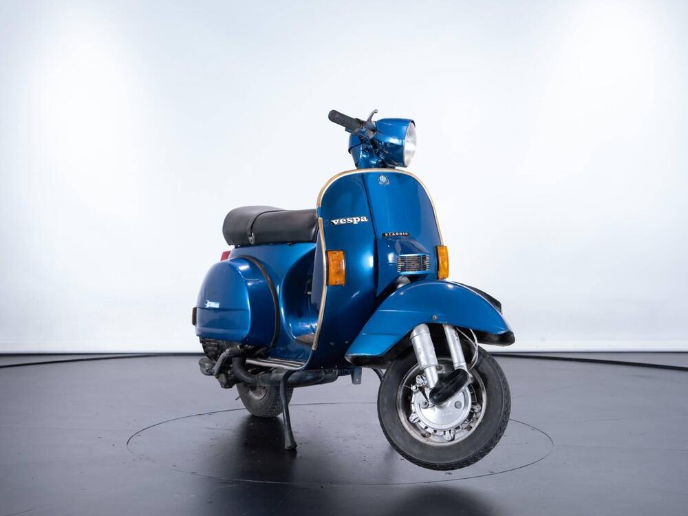 Piaggio VESPA P200 E (5)