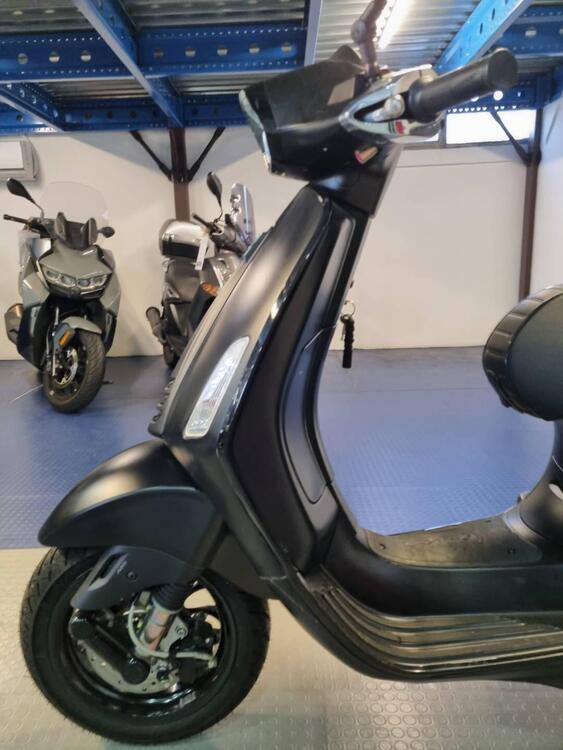 Vespa Sprint 125 3V ie ABS (2018 - 19) (2)