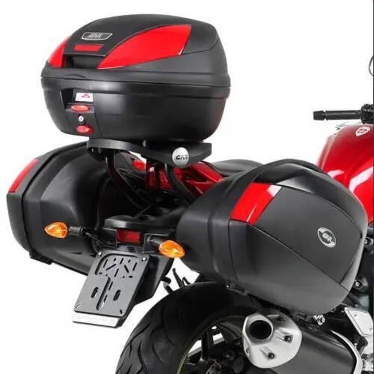 365FZ Attacco posteriore bauletto MONOLOCK YAMAHA Givi