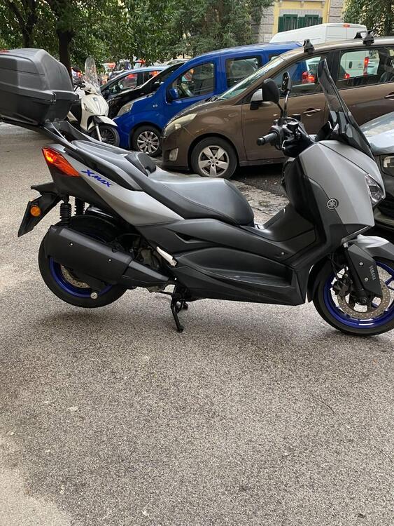 Yamaha X-Max 300 Iron Max (2019 - 20) (3)