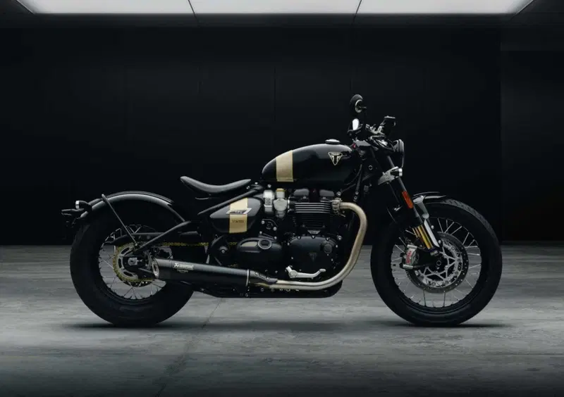 Triumph Bonneville Bobber 1200 Bonneville Bobber TFC (2025) (2)