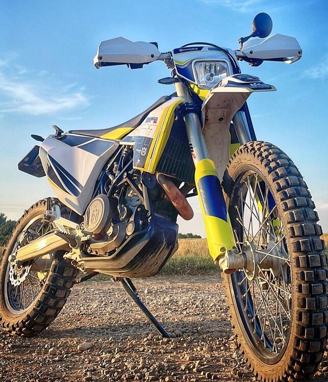 Husqvarna 701 Enduro (2020) (2)