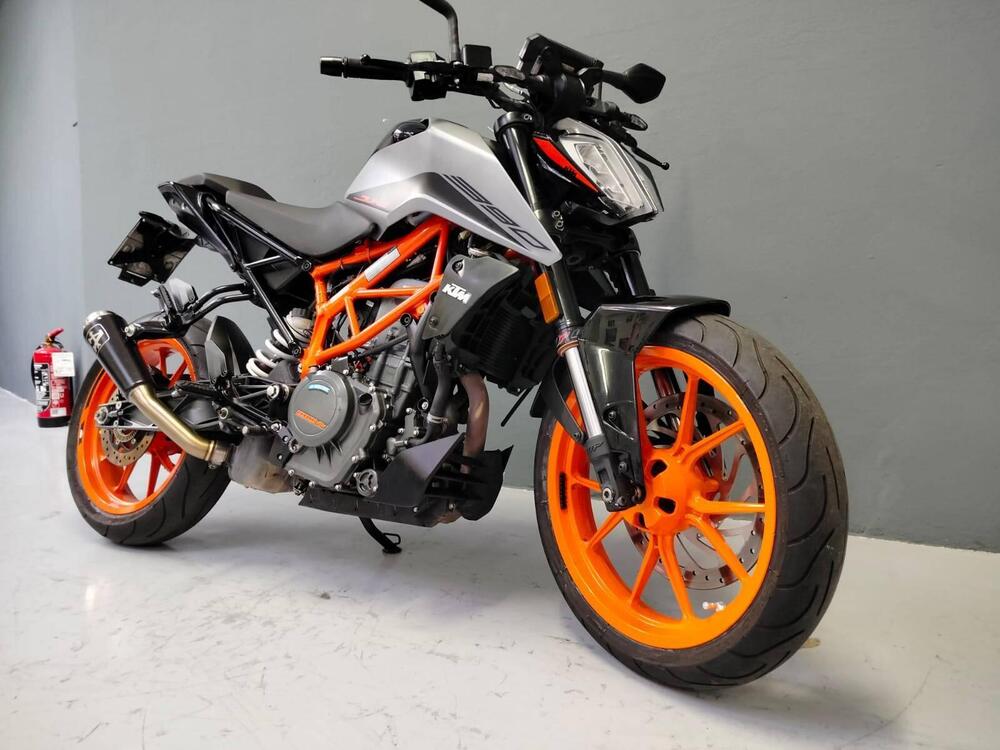 KTM 390 Duke (2021 - 23) (4)