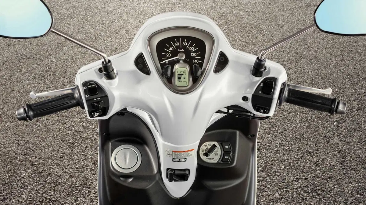 Yamaha D'Elight 125 D'Elight 125 (2021 - 26) (10)