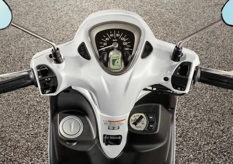 Yamaha D'Elight 125 D'Elight 125 (2021 - 26) (10)