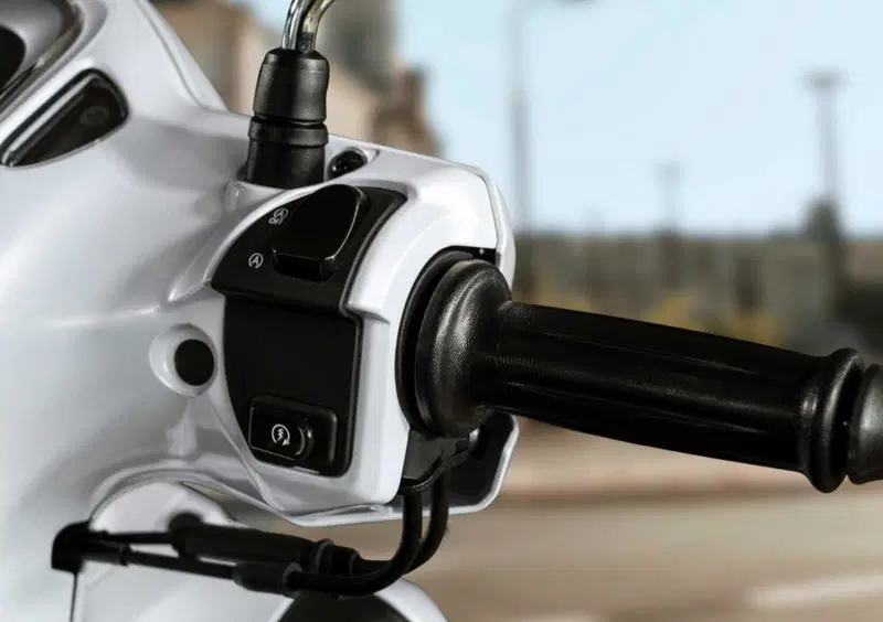 Yamaha D'Elight 125 D'Elight 125 (2021 - 26) (12)