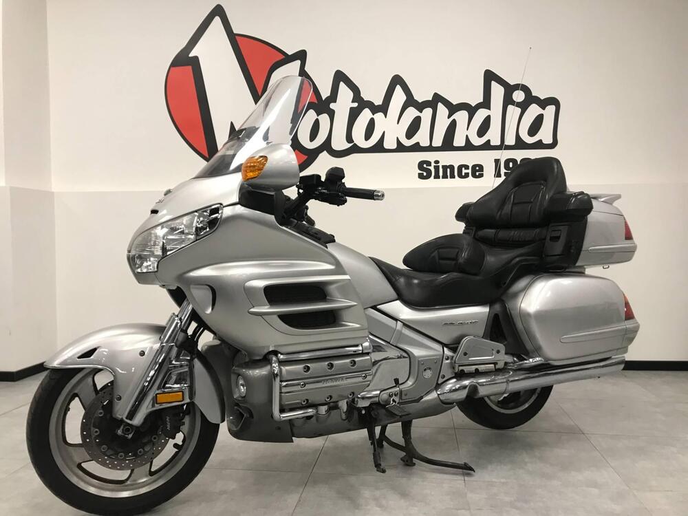 Honda GL 1800 Gold Wing (2007 - 11) (4)