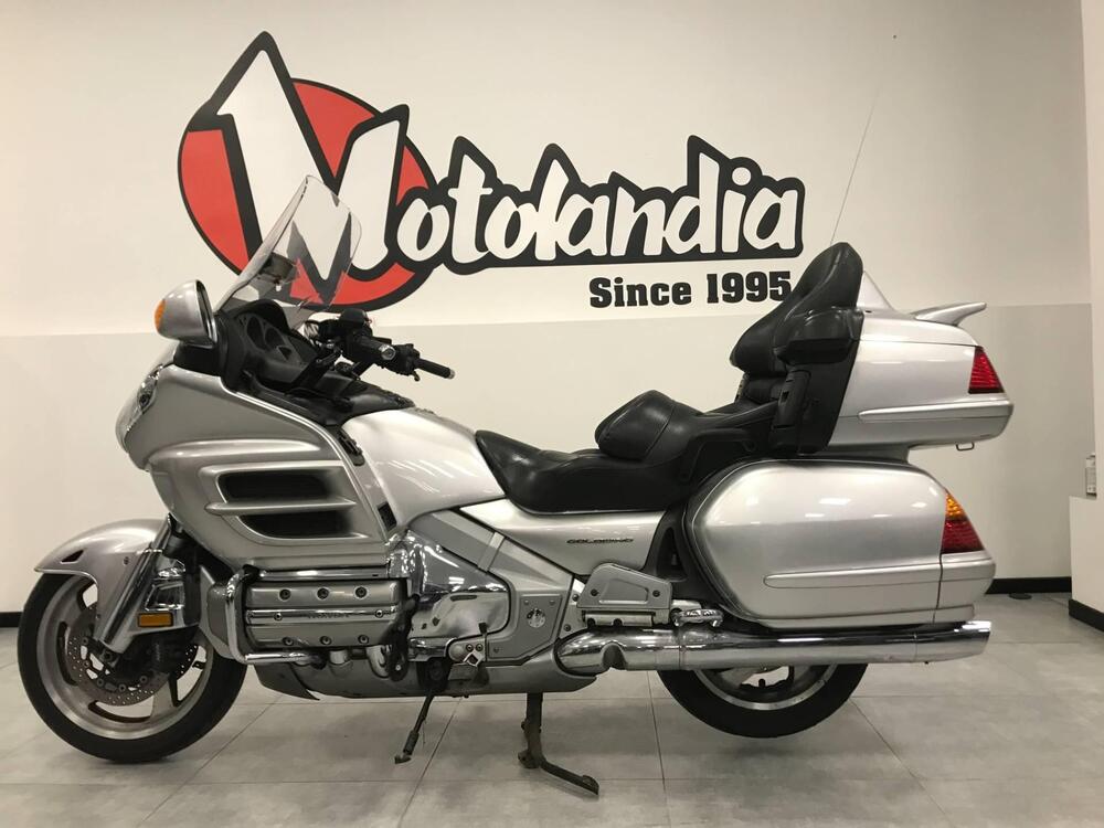 Honda GL 1800 Gold Wing (2007 - 11) (2)