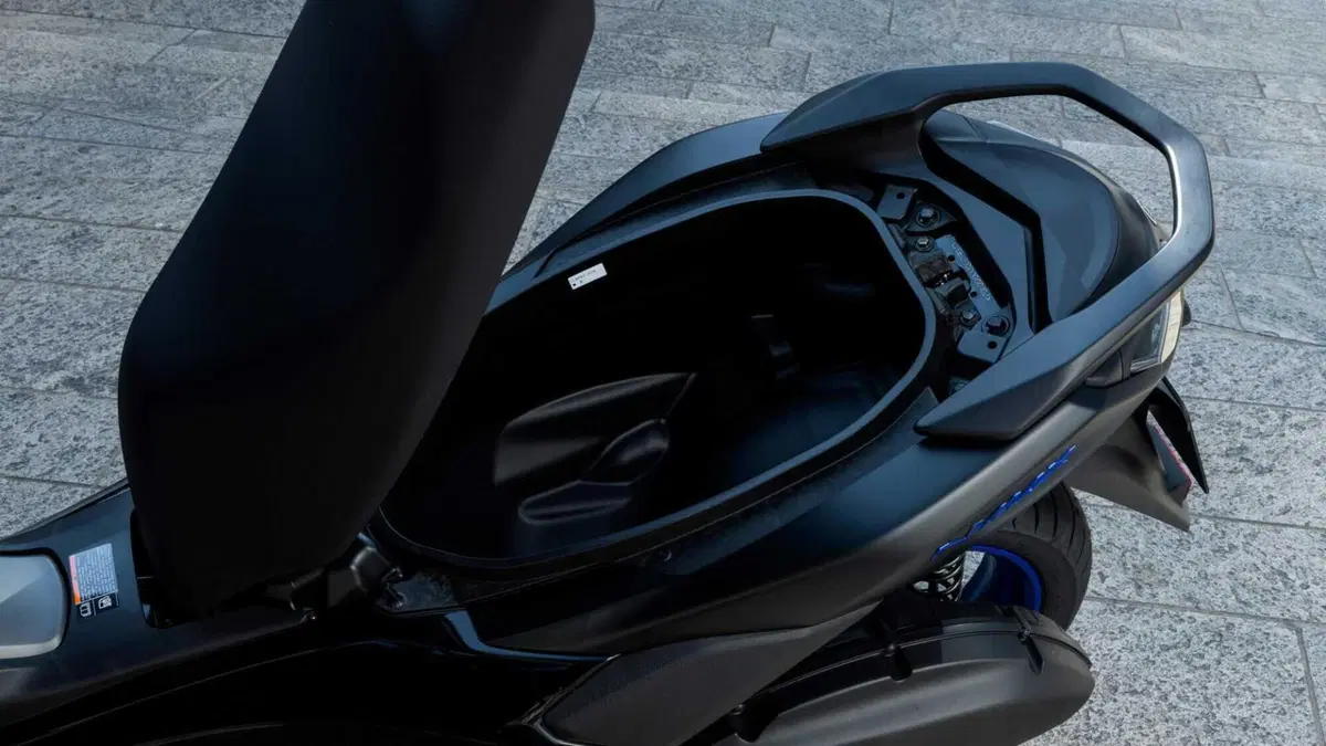 Yamaha N-Max 125 N-Max 125 (2025 - 26) (13)