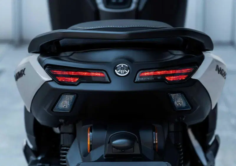 Yamaha N-Max 125 N-Max 125 Tech Max (2025 - 26) (10)