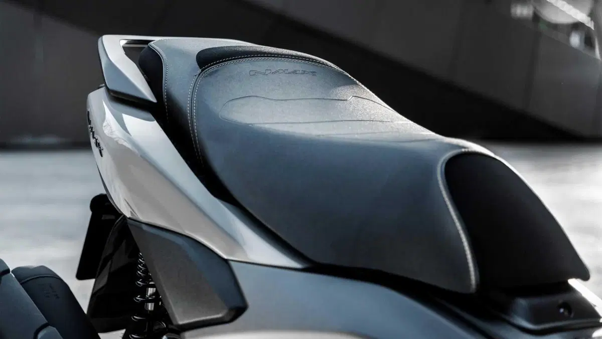 Yamaha N-Max 125 N-Max 125 Tech Max (2025 - 26) (12)