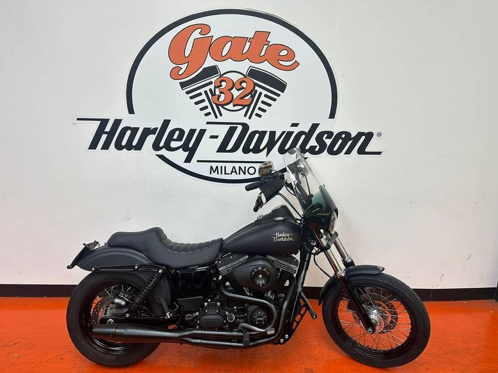 Harley-Davidson 1690 Street Bob Special (2015 - 16) - FXDB