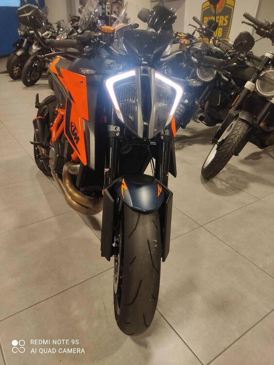 KTM 1290 Super Duke R (2020)