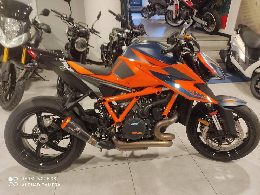 KTM 1290 Super Duke R (2020) (4)