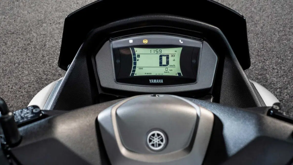 Yamaha N-Max 155 N-Max 155 (2022 - 25) (11)