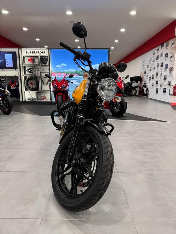 Moto Guzzi V7 II Stone (2015 - 17) (5)