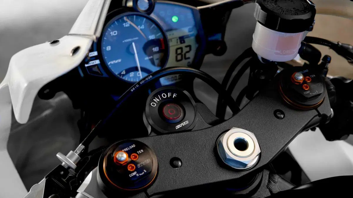 Yamaha YZF R6 YZF R6 GYTR (2022 - 26) (8)