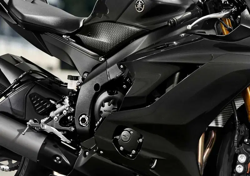 Yamaha YZF R6 YZF R6 Race (2022 - 26) (7)