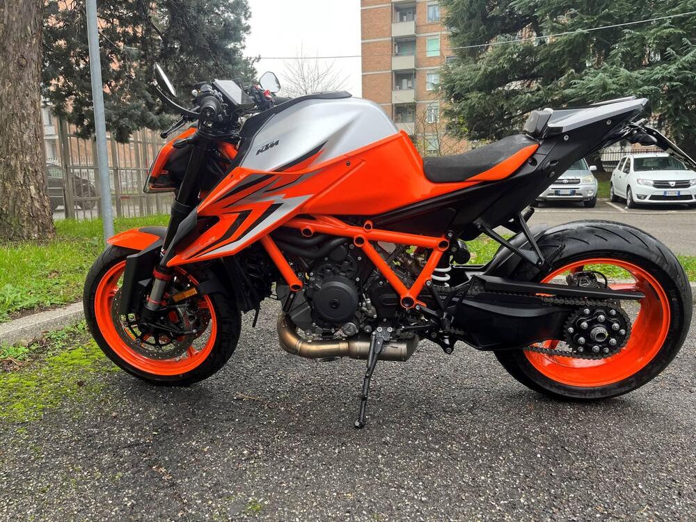 KTM 1290 Super Duke R (2022 - 23)