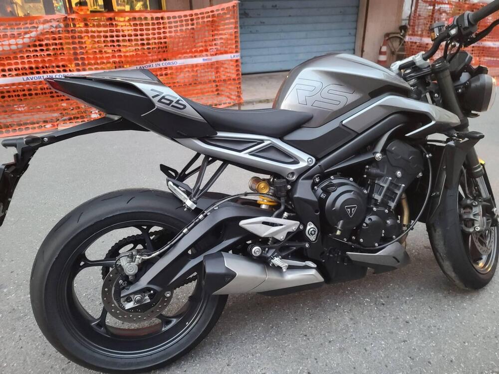 Triumph Street Triple 765 RS (2023 - 24) (5)