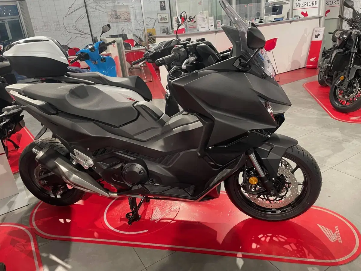 Honda Forza 750 (2025 - 26) (5)