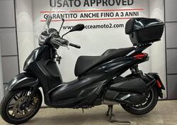 Piaggio Beverly 300 Hpe (2021) usata