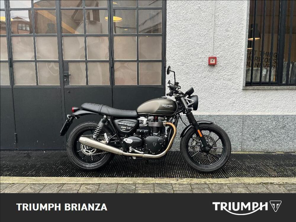 Triumph Street Twin 900 (2021 - 22)