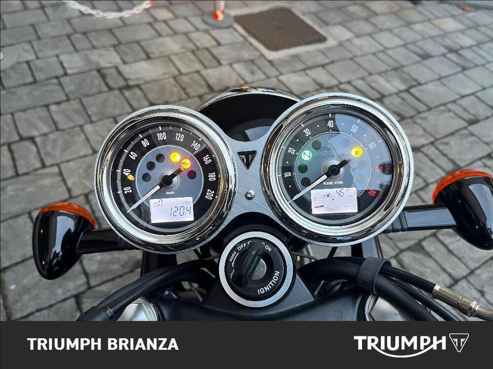 Triumph Bonneville T100 Chrome Edition (2023) (5)