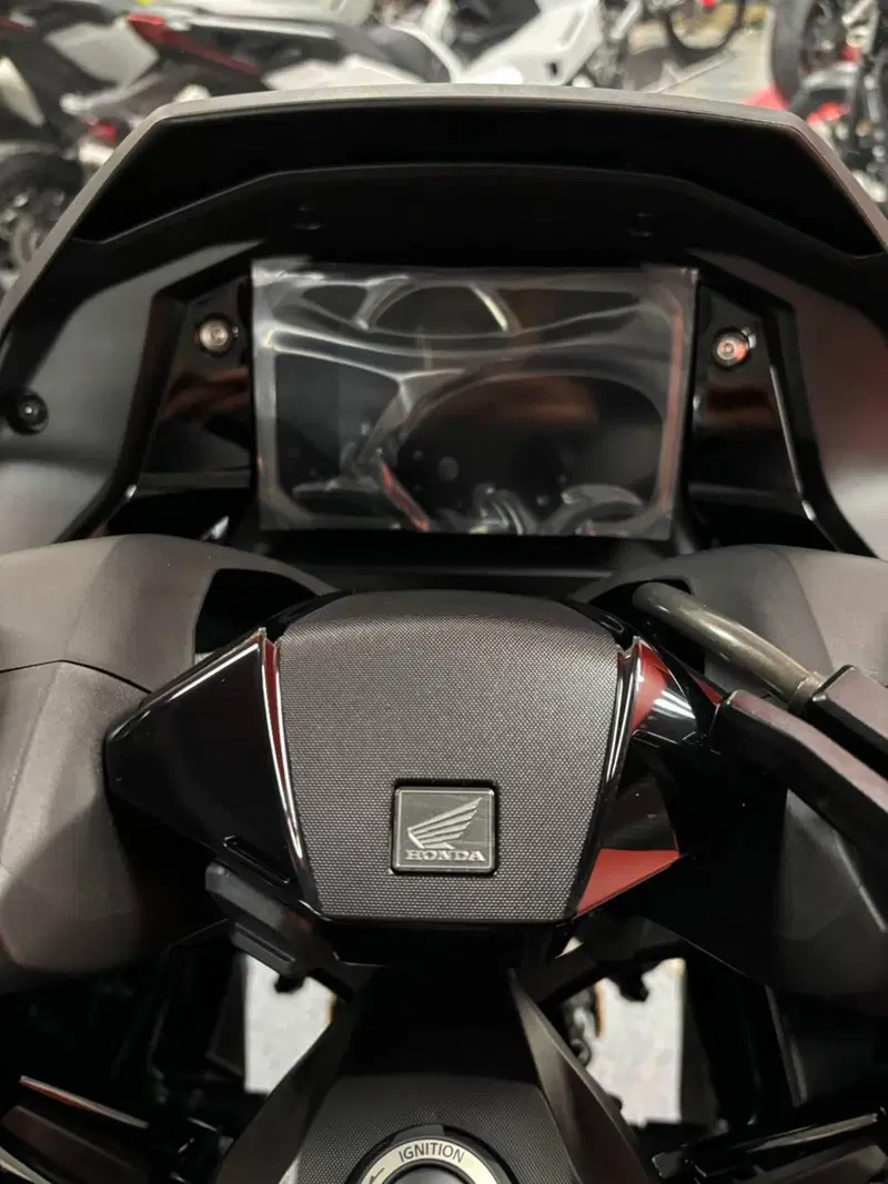 Honda Forza 750 (2025 - 26) (8)