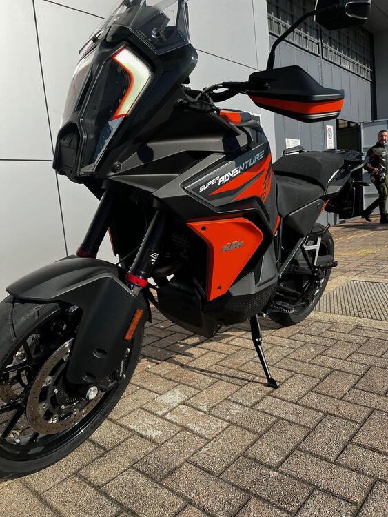 KTM 1290 Super Adventure S (2021) (2)