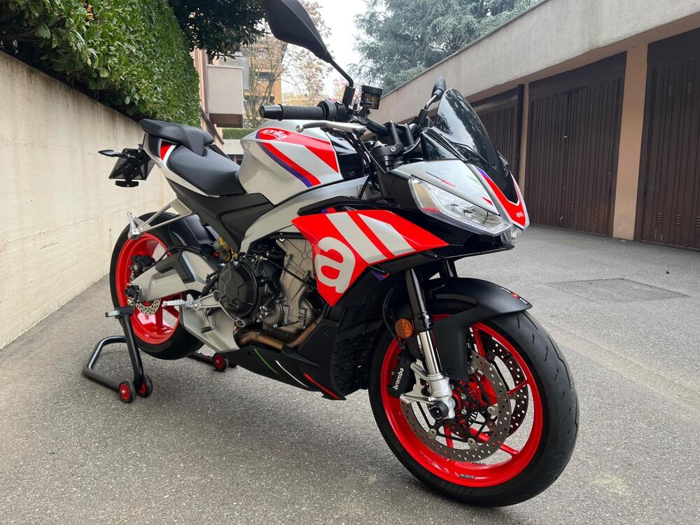 Aprilia Tuono 660 Factory (2022 - 24) (2)