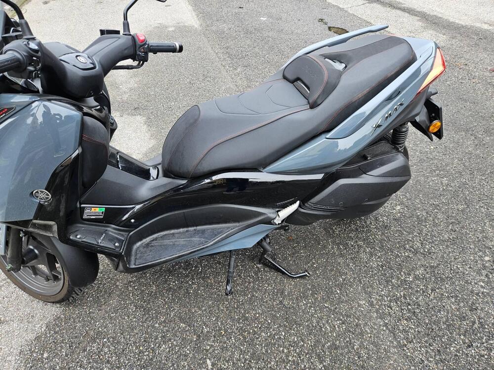 Yamaha X-Max 300 Tech Max (2020) (2)