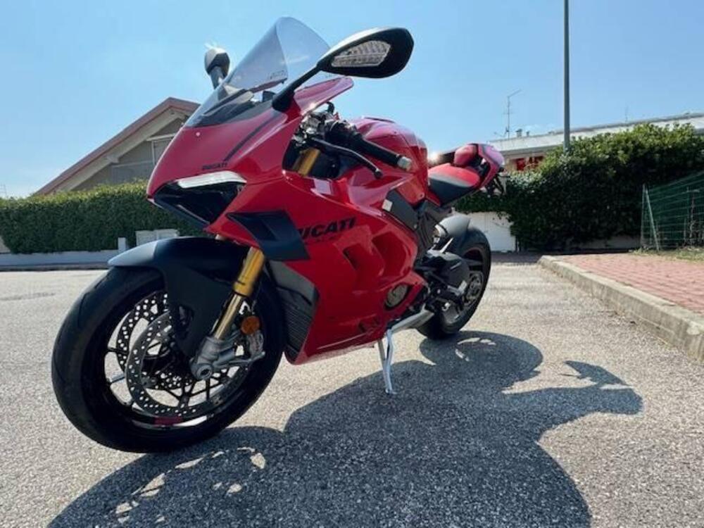 Ducati Panigale V4 S (2022 - 24) (4)